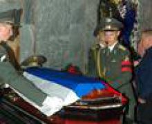 img854b.jpg