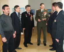img698b.jpg