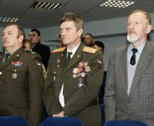 img1203b.jpg